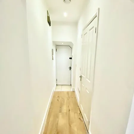 Lovely Cosy Studio Apartment Ground Floor In Central Londres Extérieur photo