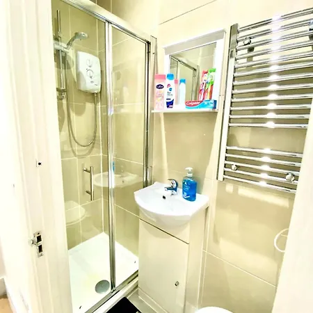 Lovely Cosy Studio Apartment Ground Floor In Central Londres Extérieur photo